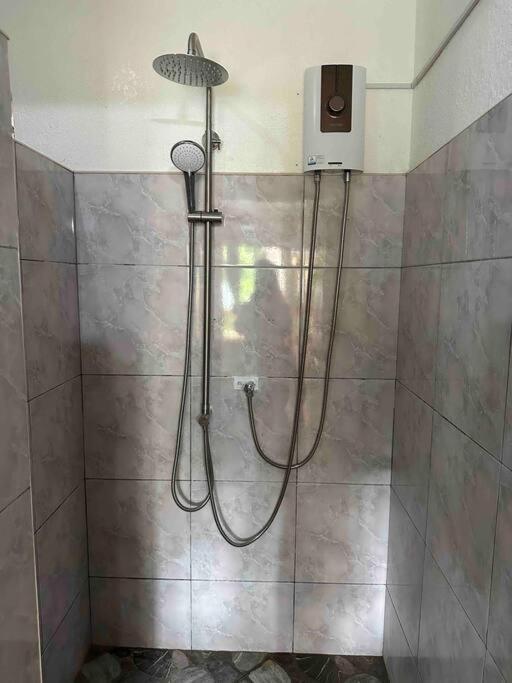 Alona Park Residence - 3 Bedroom Apartment- Alex And Jesa Unit Panglao Island Exterior photo