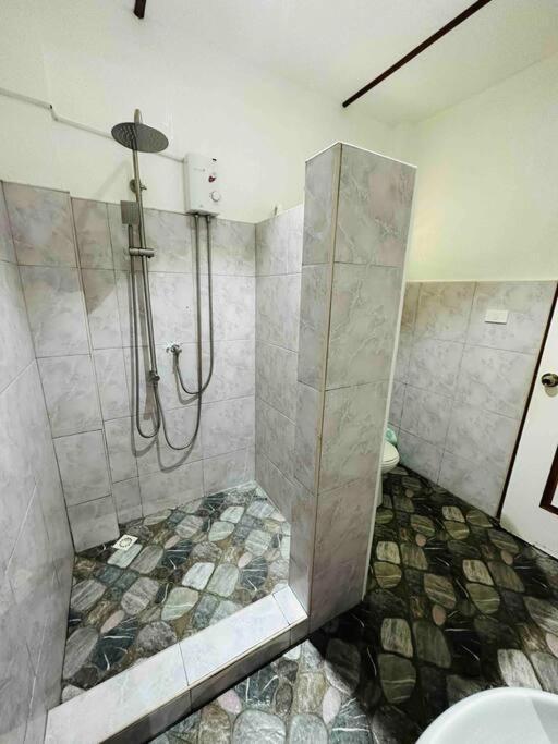 Alona Park Residence - 3 Bedroom Apartment- Alex And Jesa Unit Panglao Island Exterior photo
